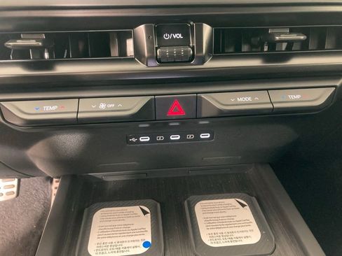 New 2027 Kia Telluride SX Prestige X-Line AWD/4WD image 8