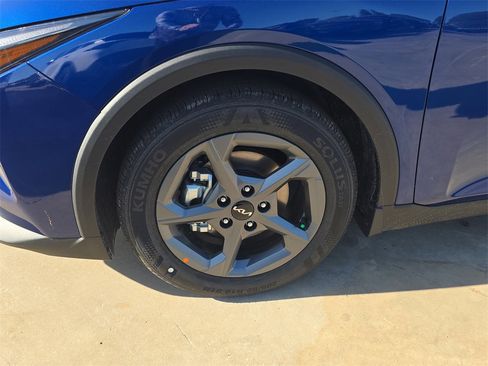 New 2025 Kia K4 LXS image 35