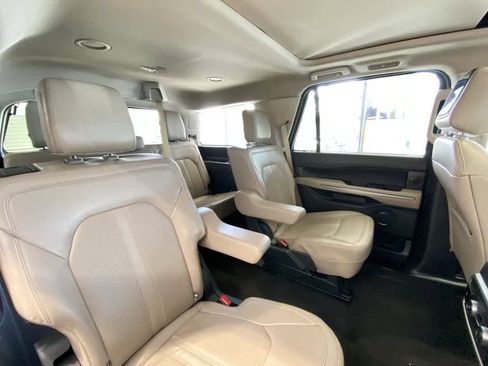 Used 2023 Ford Expedition Limited AWD/4WD image 25