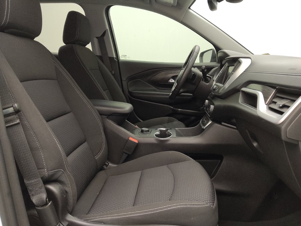 Used 2024 GMC Terrain SLE FWD image 21