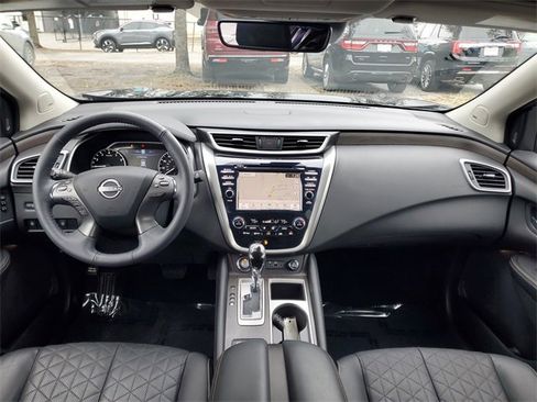 Used 2024 Nissan Murano Platinum w/ Cargo Package image 25