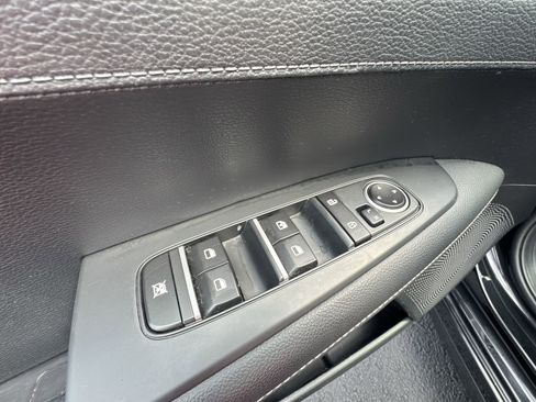 Used 2024 Kia Forte GT-Line FWD image 13