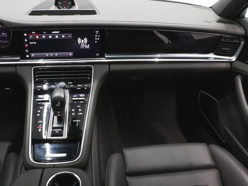 Used 2023 Porsche Panamera 4 Platinum Edition AWD/4WD image 29