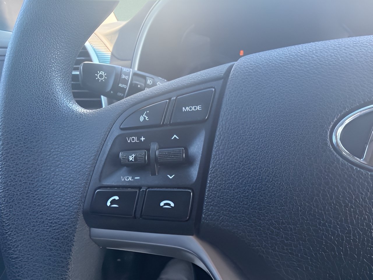 Used 2019 Hyundai Tucson Sport w/ Cargo Package AWD/4WD image 21
