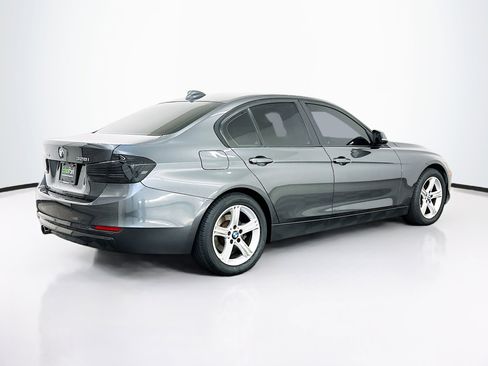 Used 2014 BMW 328i xDrive Sedan AWD/4WD image 9