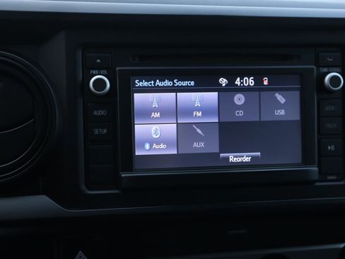 Used 2019 Toyota Tacoma SR image 30