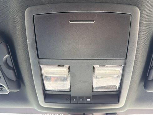 Used 2022 Dodge Challenger GT RWD image 20
