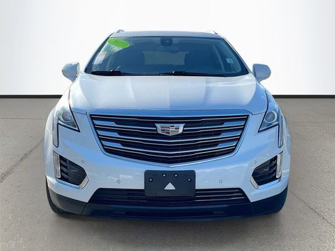 Used 2019 Cadillac XT5 Luxury image 2