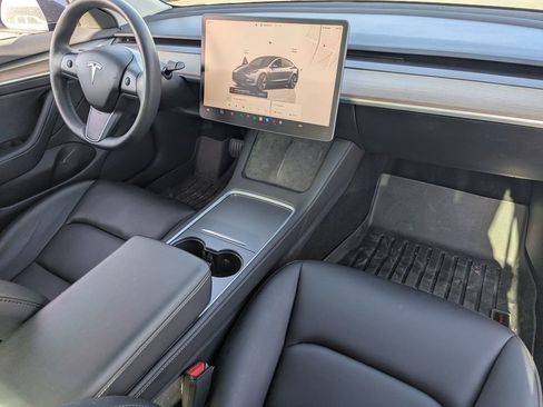 Used 2023 Tesla Model 3 Standard Range image 29