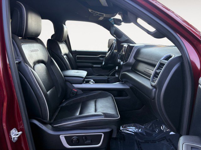 Used 2022 RAM 1500 Laramie w/ Sport Appearance Package AWD/4WD image 6