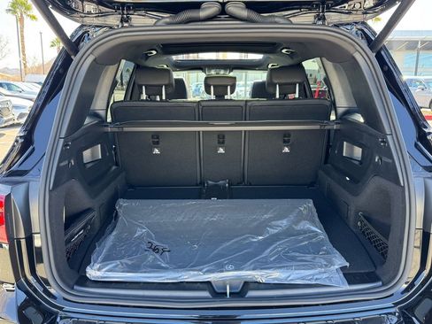 New 2026 Mercedes-Benz GLB 250 image 17