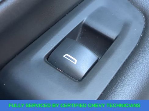 Used 2024 Chevrolet Suburban LT image 36