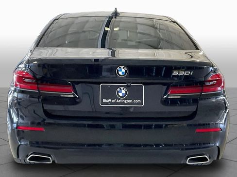Used 2022 BMW 530i w/ Premium Package RWD image 4