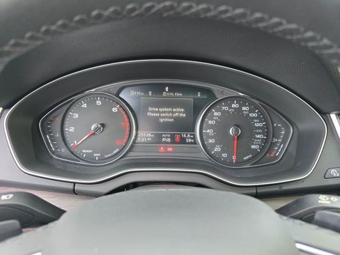 Used 2022 Audi Q5 2.0T Premium w/ Convenience Package image 7