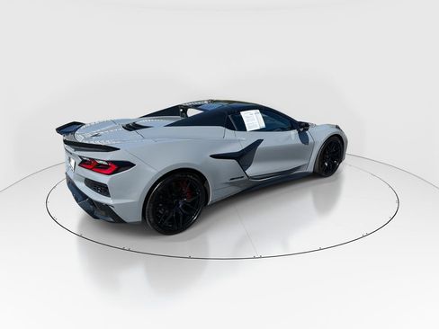 Used 2024 Chevrolet Corvette Z06 w/ Stealth Interior Trim Package RWD image 8