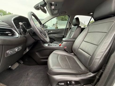 Used 2020 Chevrolet Equinox Premier w/ Premier Redline Edition AWD/4WD image 17