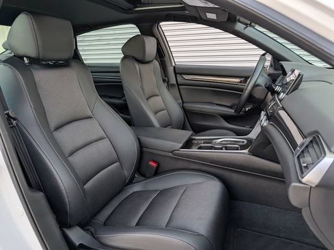 Used 2022 Honda Accord Sport image 25