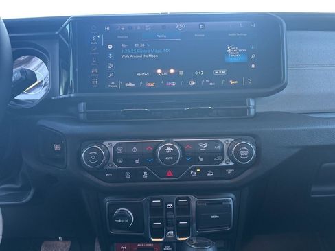 New 2026 Jeep Gladiator Willys image 18