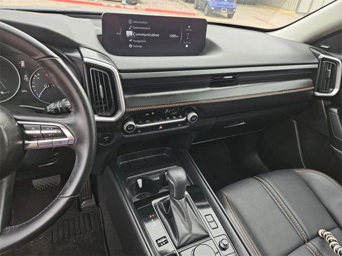 Used 2025 MAZDA CX-50 AWD 2.5 Hybrid w/ Premium Pkg image 19