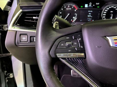 Used 2024 Cadillac XT6 Sport AWD/4WD image 12