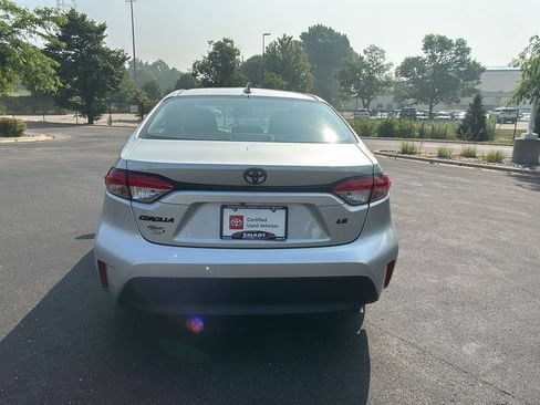Used 2023 Toyota Corolla LE FWD image 12