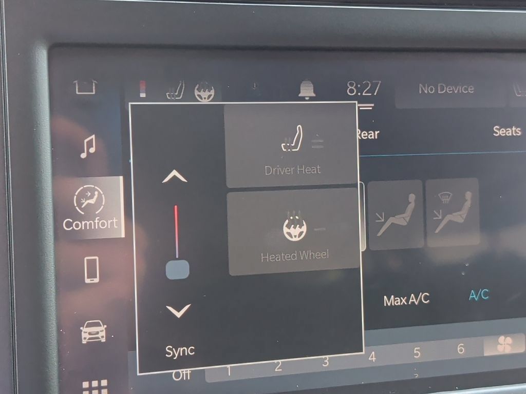 Used 2023 Chrysler Voyager LX FWD image 27
