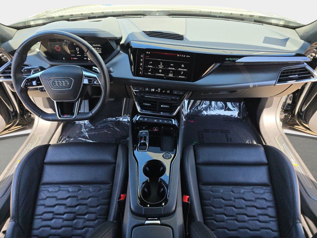 Used 2024 Audi RS e-tron GT w/ Carbon Performance Package AWD/4WD image 10