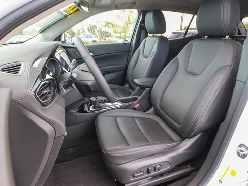 Certified 2022 Buick Encore GX Essence w/ Experience Buick Package image 15