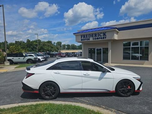 Used 2025 Hyundai Elantra N FWD image 3