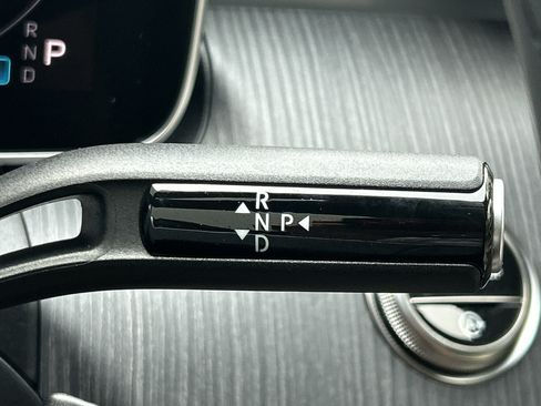 Certified 2025 Mercedes-Benz CLE 300 4MATIC Cabriolet image 39