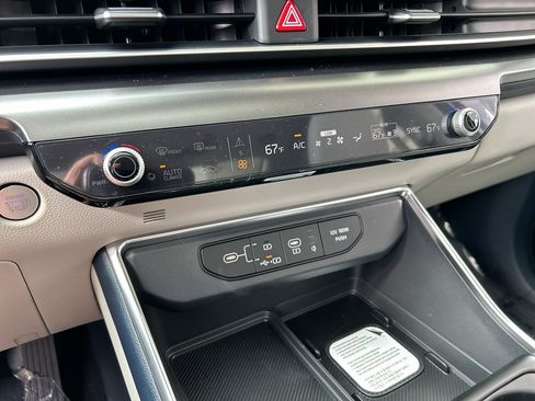 New 2026 Kia Carnival SX FWD image 23
