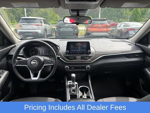 Certified 2024 Nissan Altima 2.5 SV FWD image 9