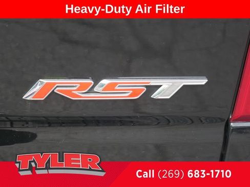 Used 2022 Chevrolet Silverado 1500 RST w/ Z71 Off-Road Package AWD/4WD image 16