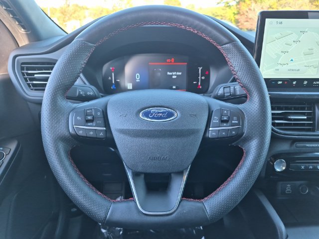 Used 2025 Ford Escape ST-Line w/ Tech Pack #1 AWD/4WD image 31
