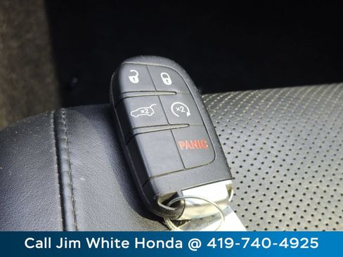 Used 2014 Jeep Grand Cherokee Summit AWD/4WD image 30