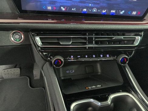 New 2026 Chevrolet Traverse Z71 w/ Driver Confidence Package image 20