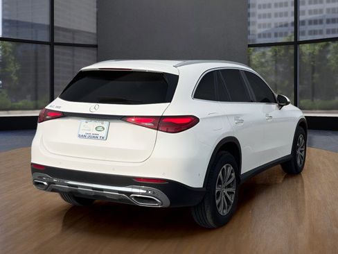 Used 2024 Mercedes-Benz GLC 300 image 5