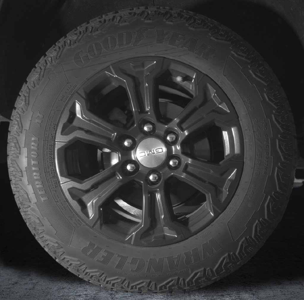 Used 2023 GMC Canyon Elevation w/ Convenience Package RWD image 14