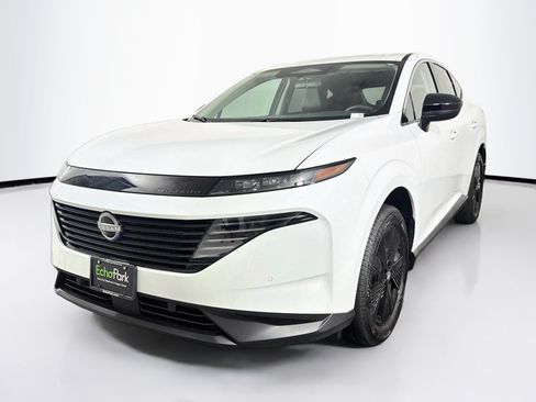 Used 2025 Nissan Murano SV AWD/4WD image 3