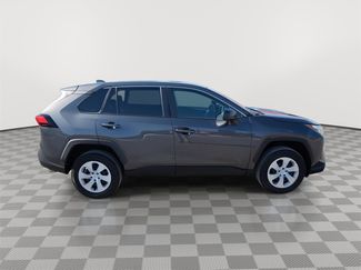 Used 2024 Toyota RAV4 LE video 2