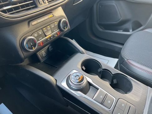 Used 2025 Ford Escape ST-Line Select image 38