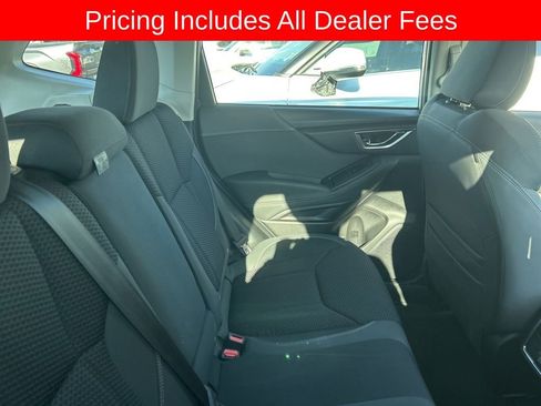 Used 2023 Subaru Forester Premium AWD/4WD image 5