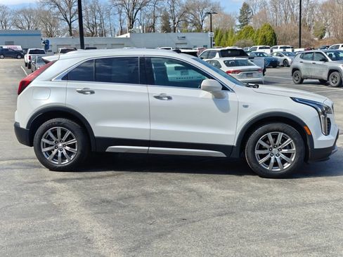 Used 2020 Cadillac XT4 Premium Luxury w/ Cold Weather Package image 4