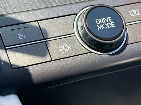 Used 2024 Hyundai Kona SEL FWD image 20