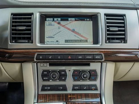 Used 2012 Jaguar XF Portfolio image 26