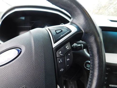 Used 2015 Ford Edge Titanium w/ Equipment Group 301A image 22