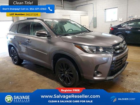 Used 2019 Toyota Highlander SE AWD/4WD image 5