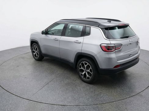 Used 2025 Jeep Compass Limited image 6