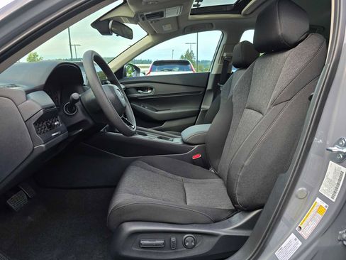 New 2025 Honda Accord SE image 24