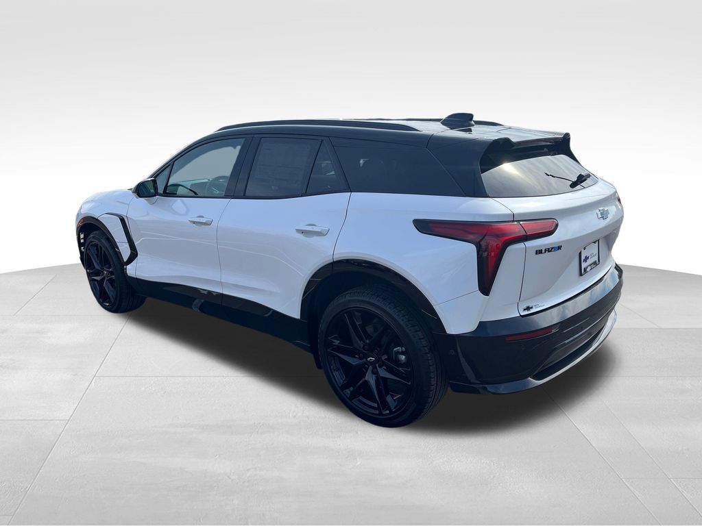New 2025 Chevrolet Blazer EV RS w/ Super Cruise Package AWD/4WD image 3